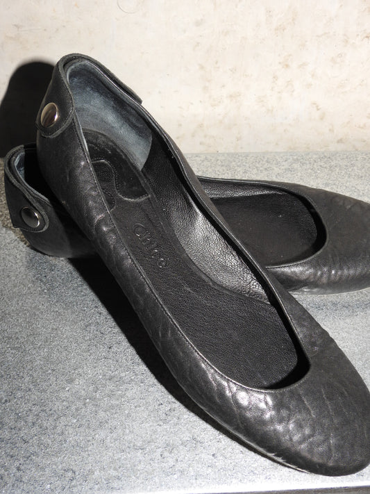 CHLOE HORSESHOE BALLET FLAT